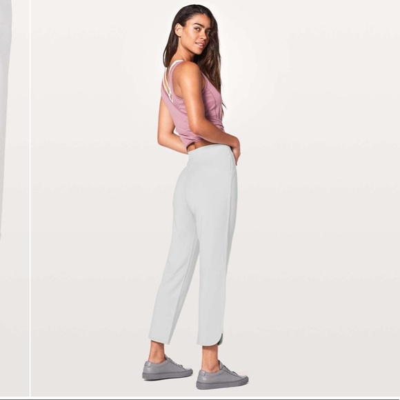 Lululemon Every Moment Pant *26" Joggers SIZE 6 - Picture 5 of 7